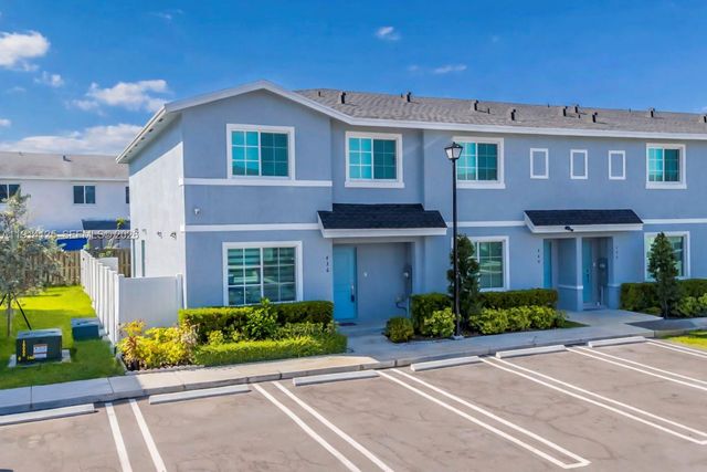 436 NW 11th Ave, Florida City, FL 33034