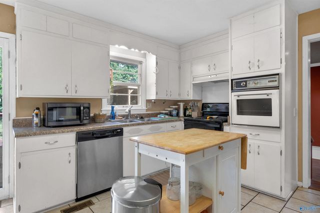1503 Grace Avenue, Athens, AL 35611