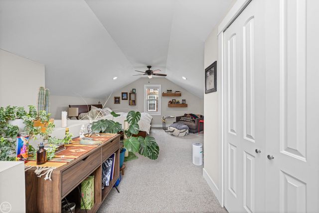 22328 Trombly Street, Saint Clair Shores, MI 48080