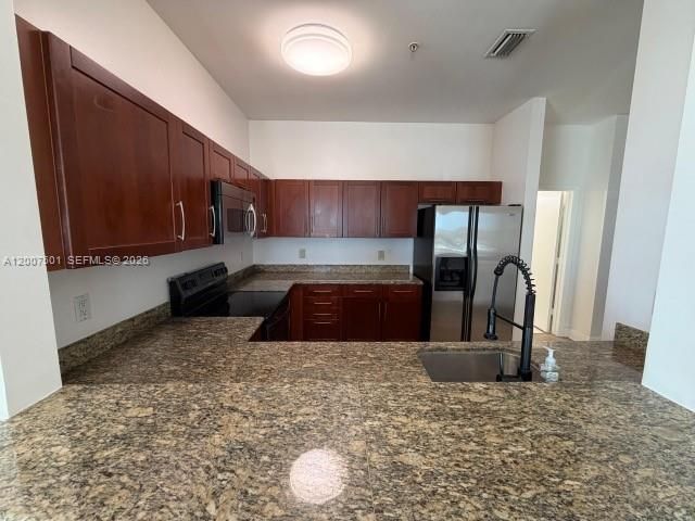 7275 SW 90th St C719, Miami, FL 33156