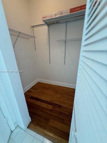 7275 SW 90th St C719, Miami, FL 33156