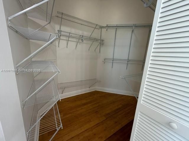 7275 SW 90th St C719, Miami, FL 33156