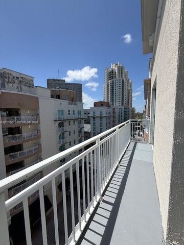 7275 SW 90th St C719, Miami, FL 33156