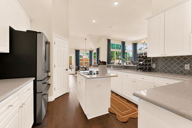 6429 GLENHOLLOW Drive, Plano, TX 75093