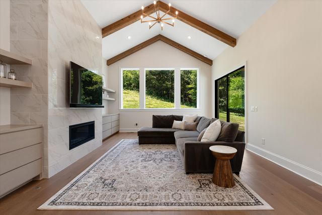 1833 Dartmouth Dr, Brentwood, TN 37027