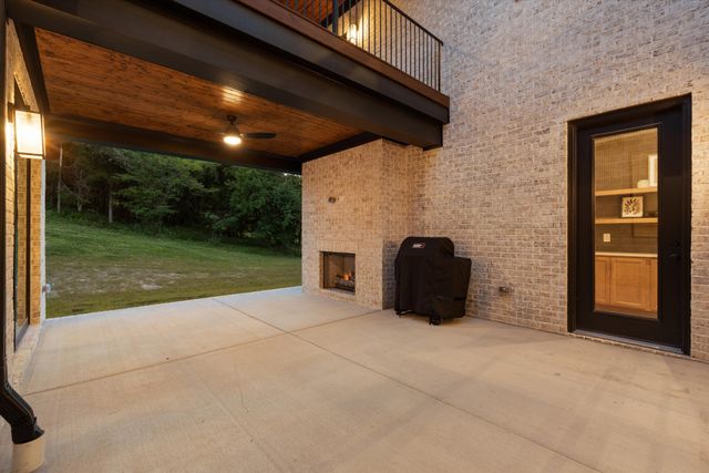 1833 Dartmouth Dr, Brentwood, TN 37027
