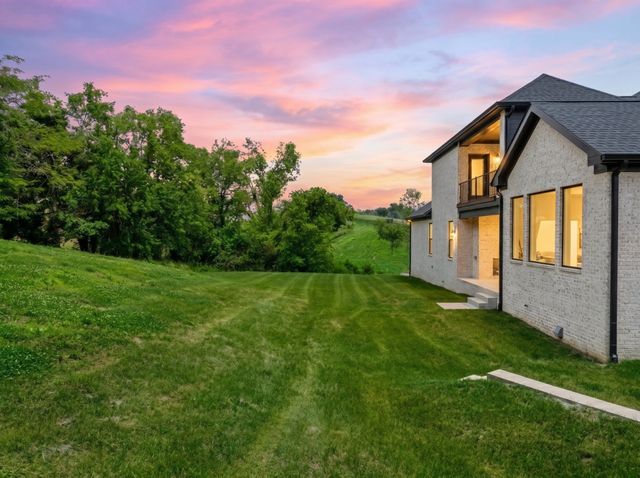 1833 Dartmouth Dr, Brentwood, TN 37027