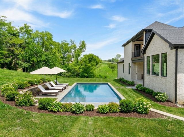 1833 Dartmouth Dr, Brentwood, TN 37027
