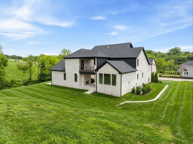 1833 Dartmouth Dr, Brentwood, TN 37027