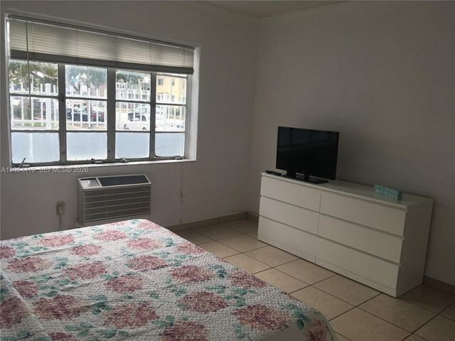 7435 Harding Avenue 101, Miami Beach, FL 33141