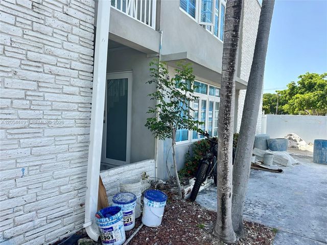 7435 Harding Avenue 101, Miami Beach, FL 33141