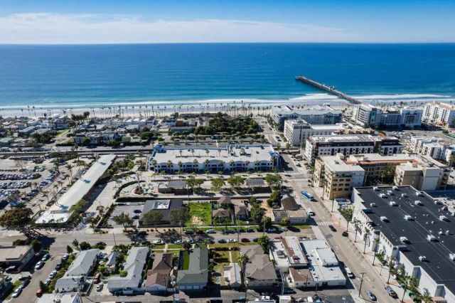 114 S Tremont Street, Oceanside, CA 92054