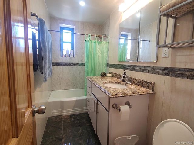 32-45 90th Street 607, East Elmhurst, NY 11369