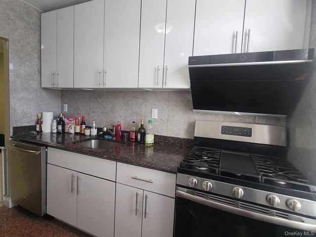 32-45 90th Street 607, East Elmhurst, NY 11369