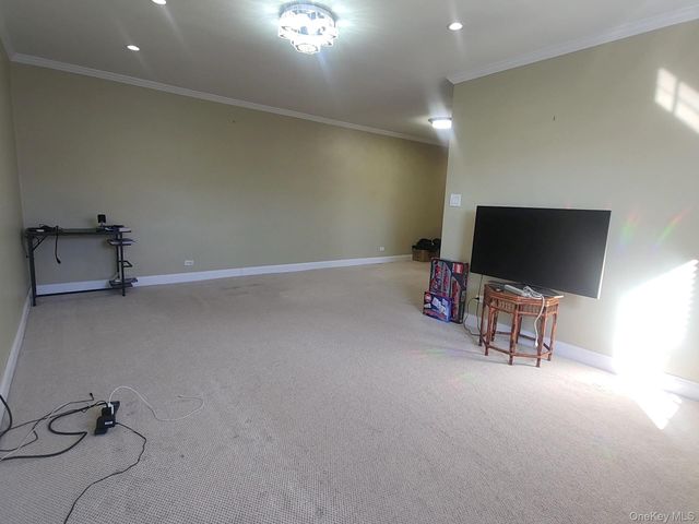 32-45 90th Street 607, East Elmhurst, NY 11369