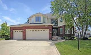 855 Pingel Place, Crown Point, IN 46307