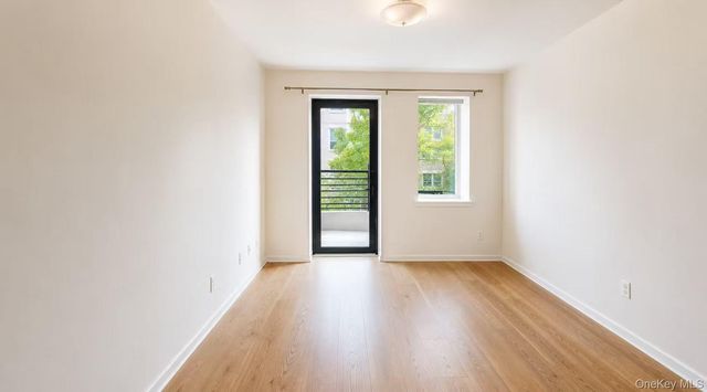 132-59 41st Road 3B, Flushing, NY 11355