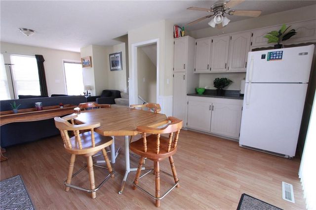 1610 E Cedar Place, Olathe, KS 66062
