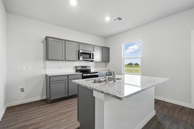 1010 Prairie Drive, Tuttle, OK 73089