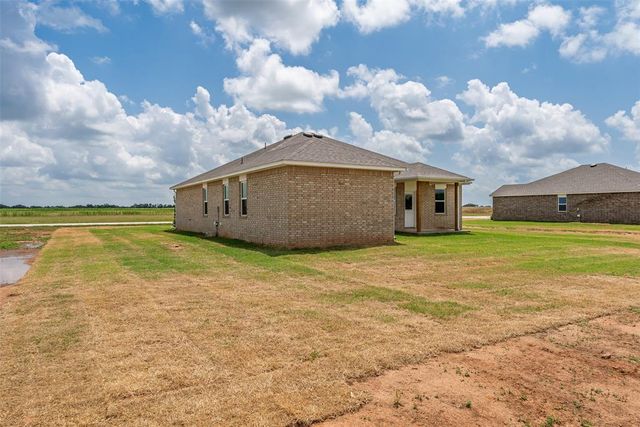 1010 Prairie Drive, Tuttle, OK 73089