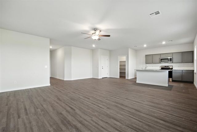 1010 Prairie Drive, Tuttle, OK 73089