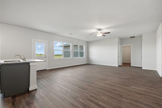 1010 Prairie Drive, Tuttle, OK 73089