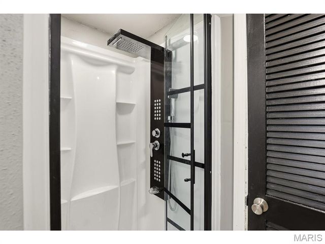 45 Nottingham Lane, Belleville, IL 62223