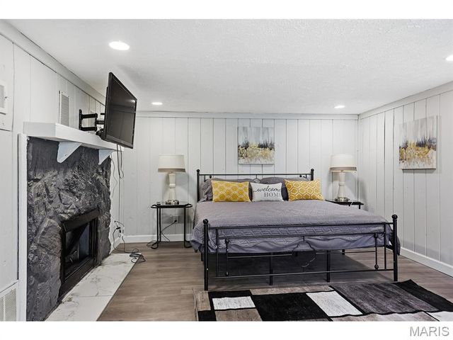 45 Nottingham Lane, Belleville, IL 62223