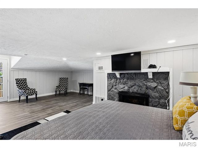 45 Nottingham Lane, Belleville, IL 62223