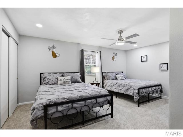 45 Nottingham Lane, Belleville, IL 62223