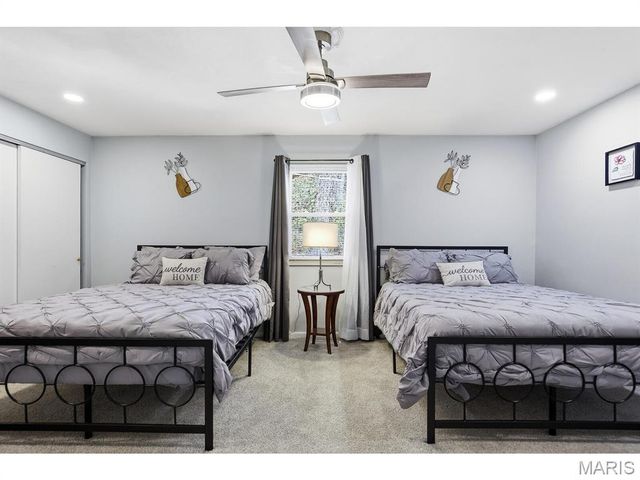 45 Nottingham Lane, Belleville, IL 62223