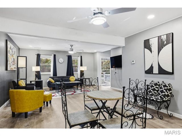 45 Nottingham Lane, Belleville, IL 62223