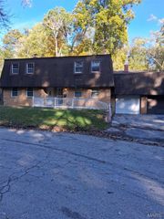 45 Nottingham Lane, Belleville, IL 62223