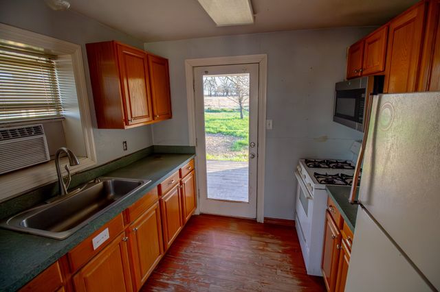1300 Rodgers Road Rodgers Road, Sunset, TX 76270
