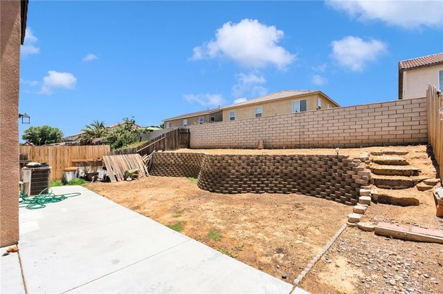 13731 Sunshine Terrace st, Victorville, CA 92393