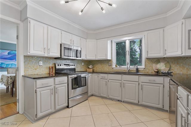 176 N Hayden, Hudson, OH 44236