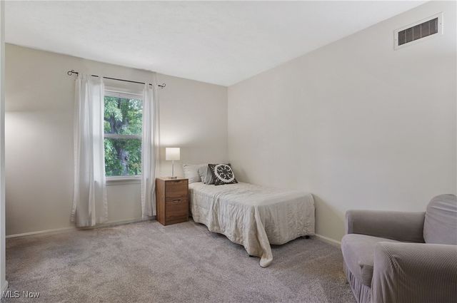 176 N Hayden, Hudson, OH 44236