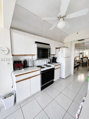 7300 Radice Ct 503, Lauderhill, FL 33319