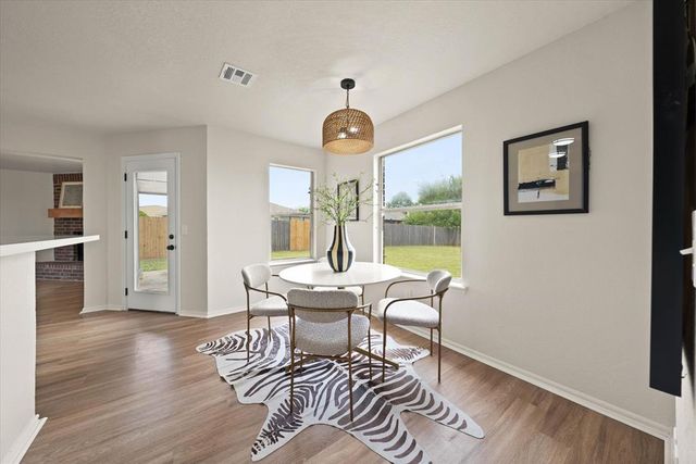 605 NE 18th Street, Moore, OK 73160