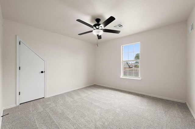 605 NE 18th Street, Moore, OK 73160