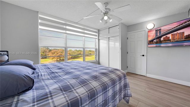 605 Oaks Drive 502, Pompano Beach, FL 33069