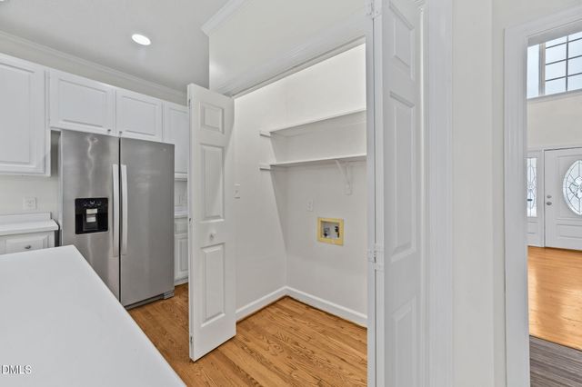 901 Birkdale Drive, Clayton, NC 27527