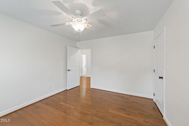 901 Birkdale Drive, Clayton, NC 27527