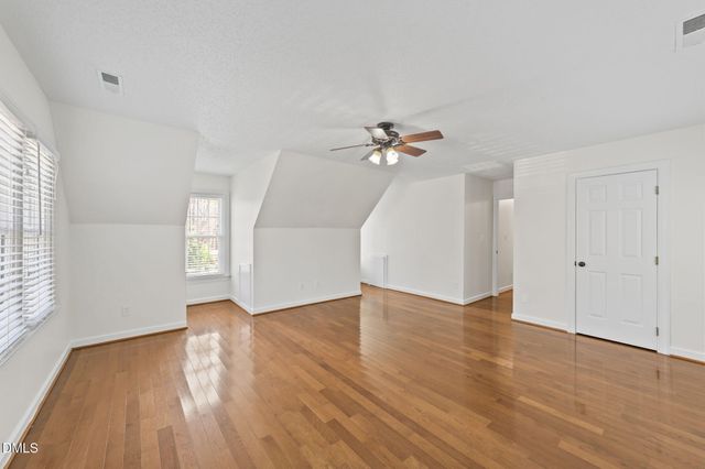 901 Birkdale Drive, Clayton, NC 27527