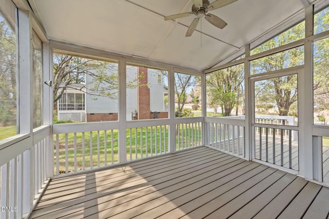 901 Birkdale Drive, Clayton, NC 27527