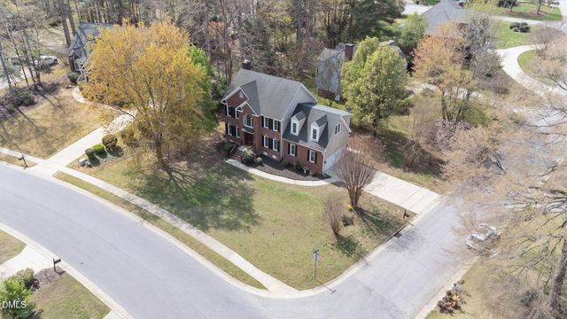 901 Birkdale Drive, Clayton, NC 27527