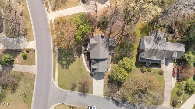 901 Birkdale Drive, Clayton, NC 27527