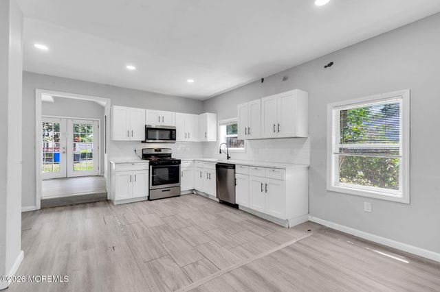 58 Chadwick Avenue, Toms River, NJ 08753