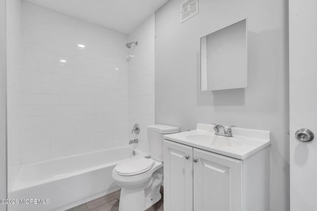 58 Chadwick Avenue, Toms River, NJ 08753