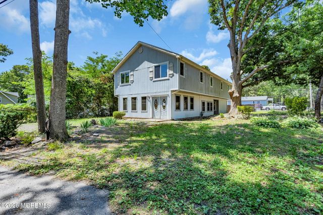 58 Chadwick Avenue, Toms River, NJ 08753